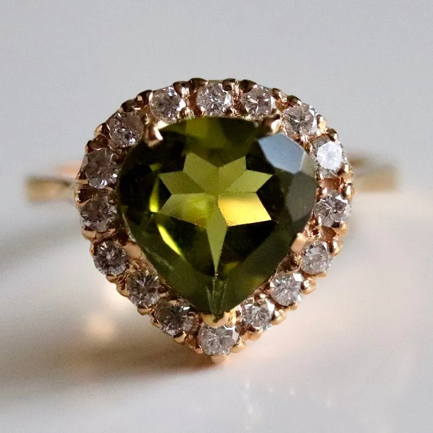 Casanova 14k Gold, Peridot and Diamond Ring