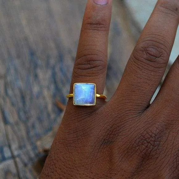 Cushion Rainbow Moonstone Gemstone 14K Yellow Gold Ring, Wedding Gift Ring, Handmade Ring, Rainbow Moonstone Jewelry, Nickel Free