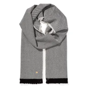 Gabriel Scarf, Gray