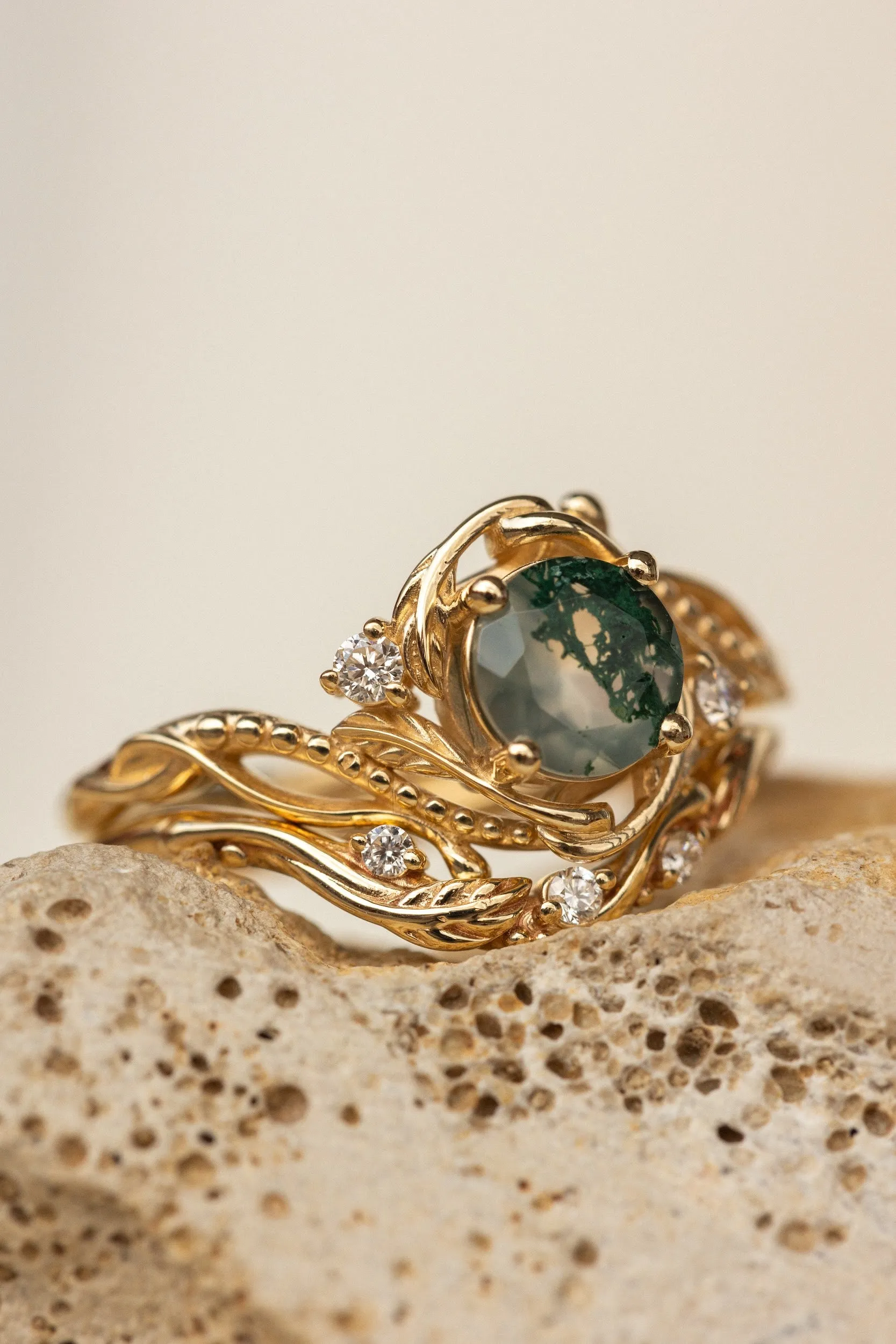 Gold bridal ring set with natural round moss agate and accent diamonds / Undina