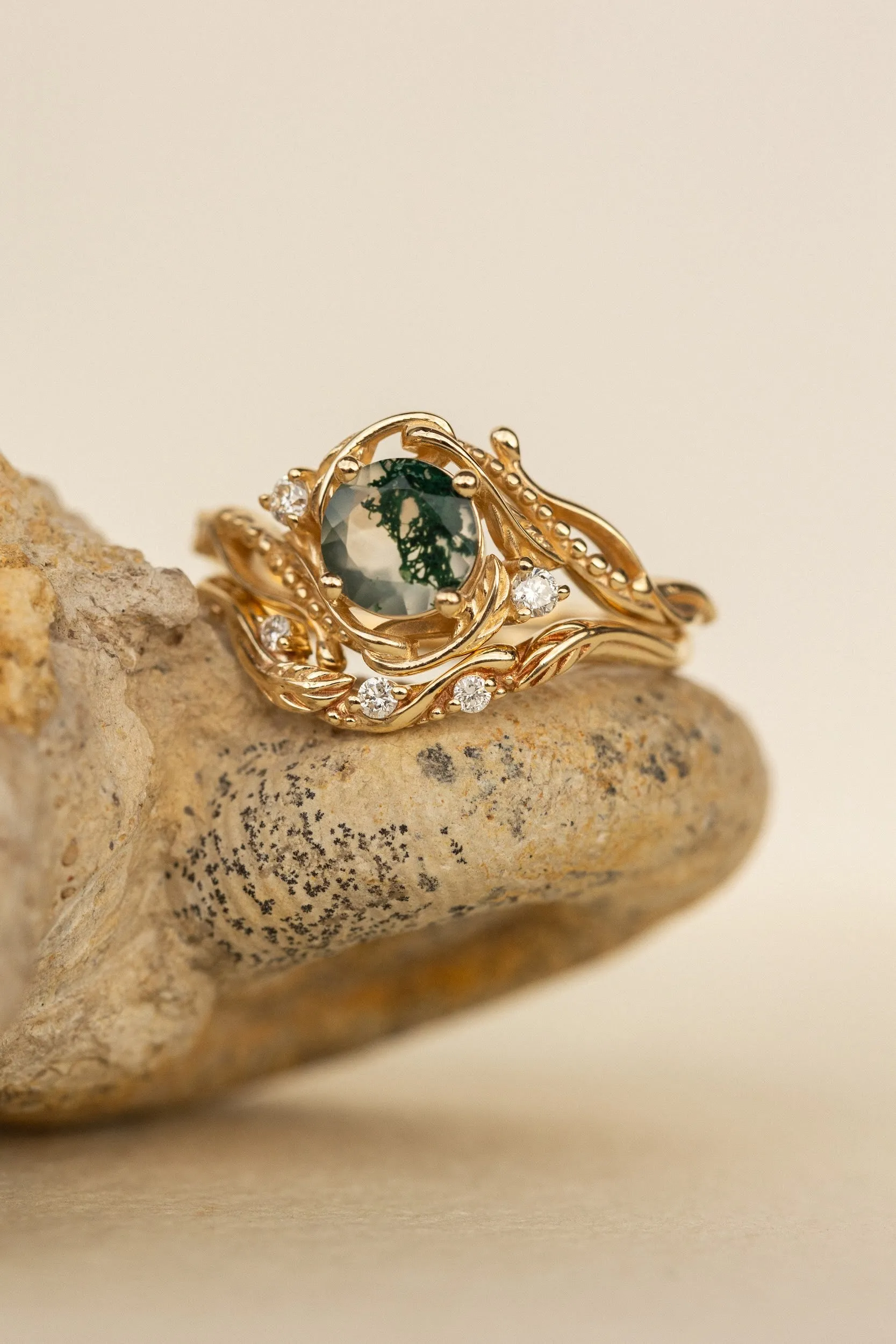 Gold bridal ring set with natural round moss agate and accent diamonds / Undina