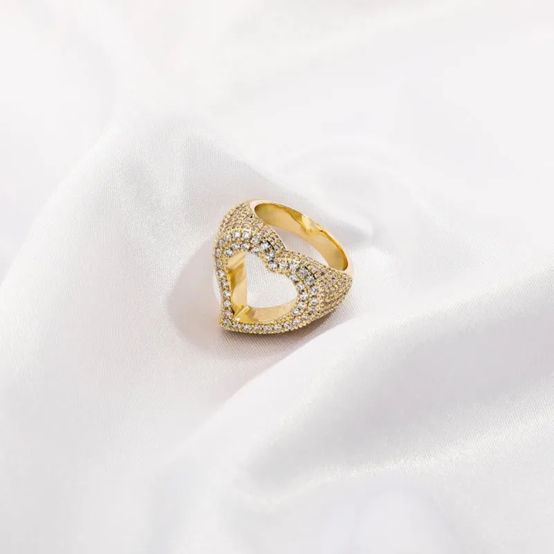 Hip Hop Cutout Heart Zircon Ring