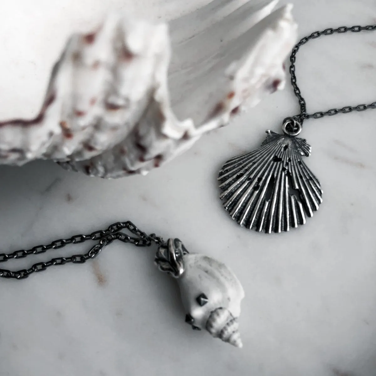 Irradian shell pendant