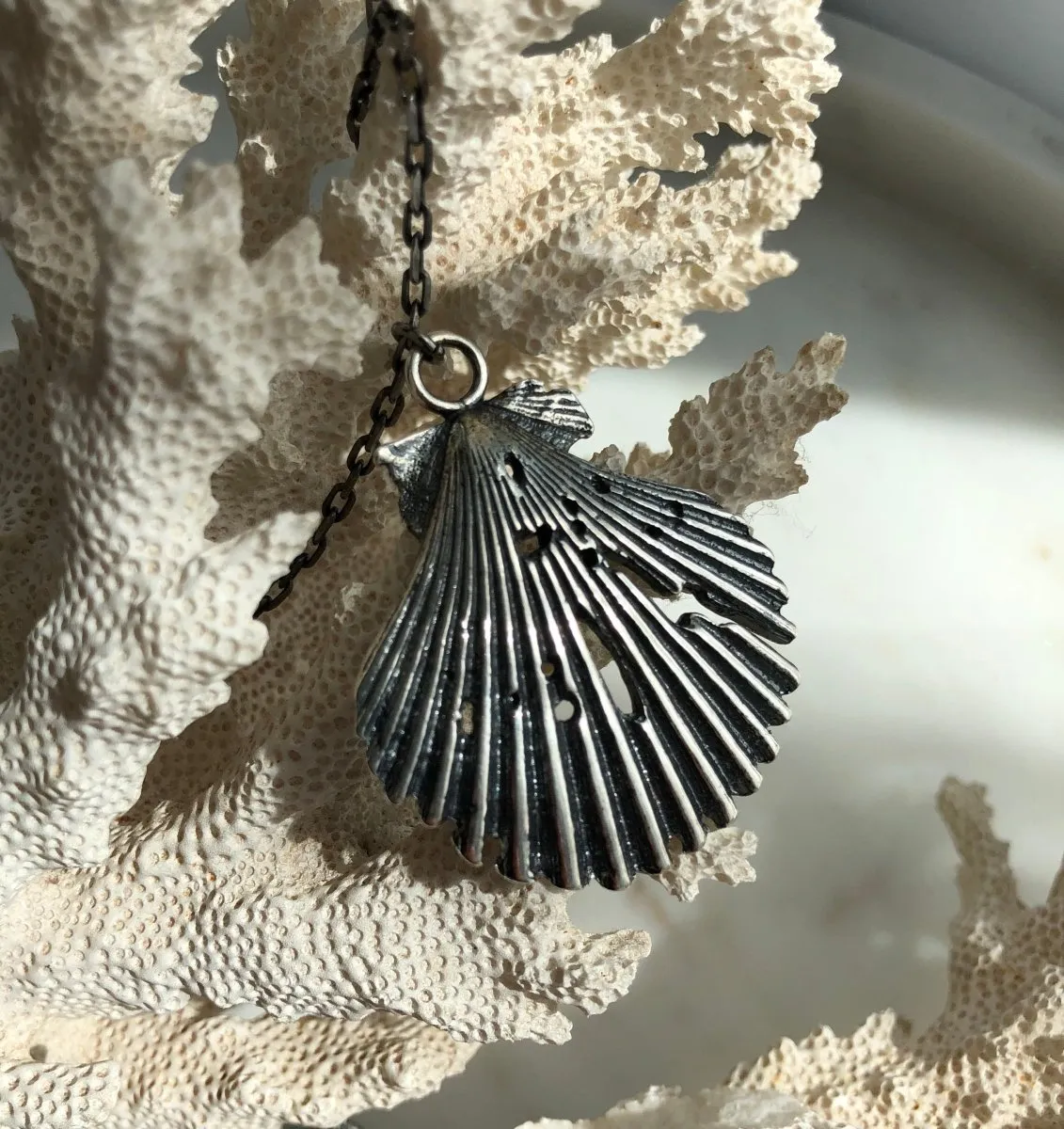 Irradian shell pendant