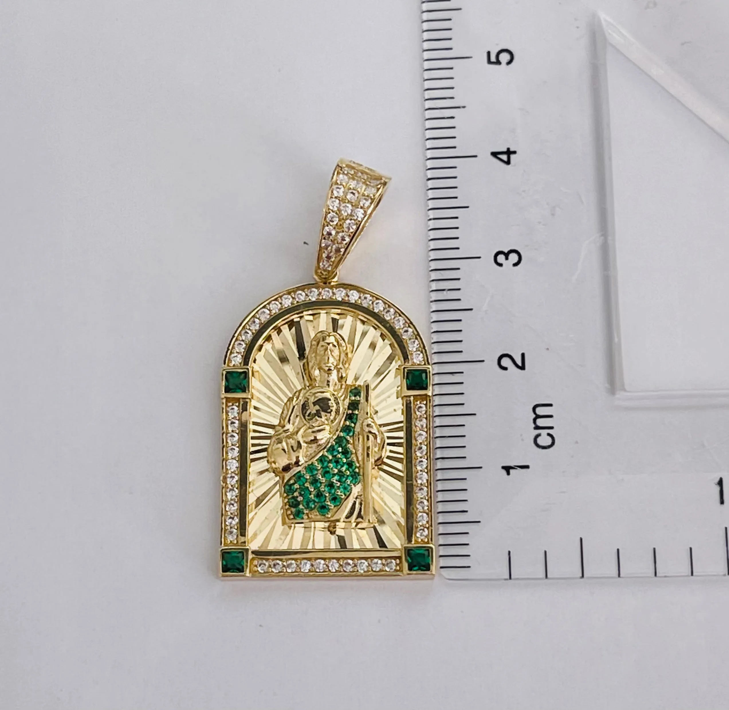 Jesus pendant