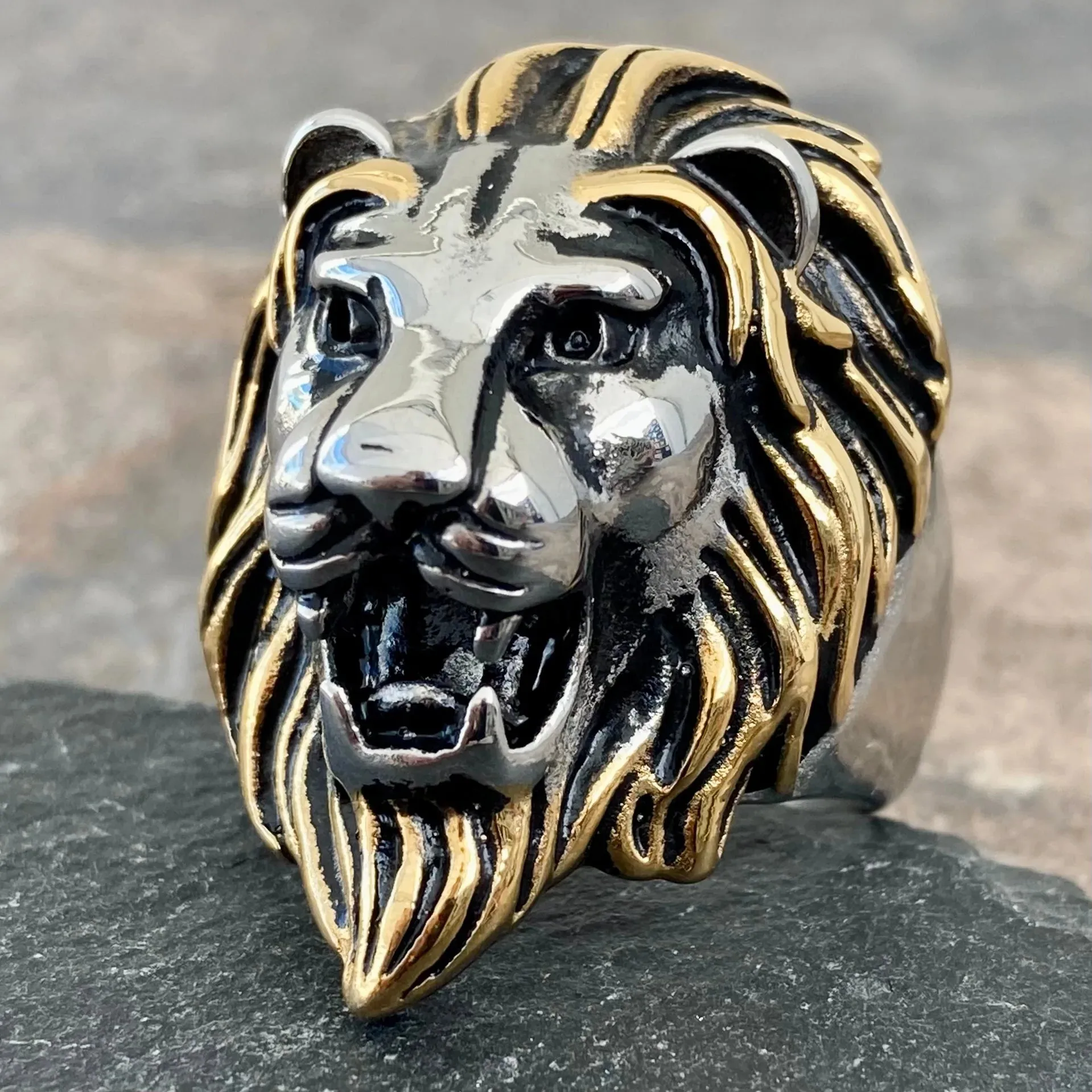 Lion Ring - Leo the Golden - R40