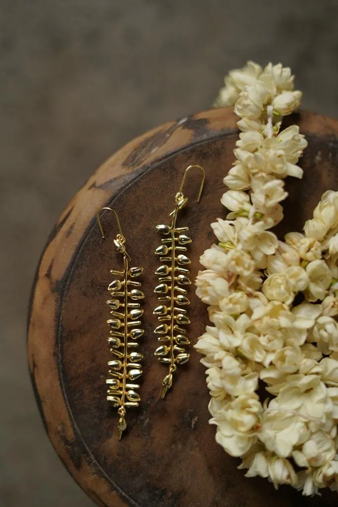 Madurai Closed Jasmine String Earrings