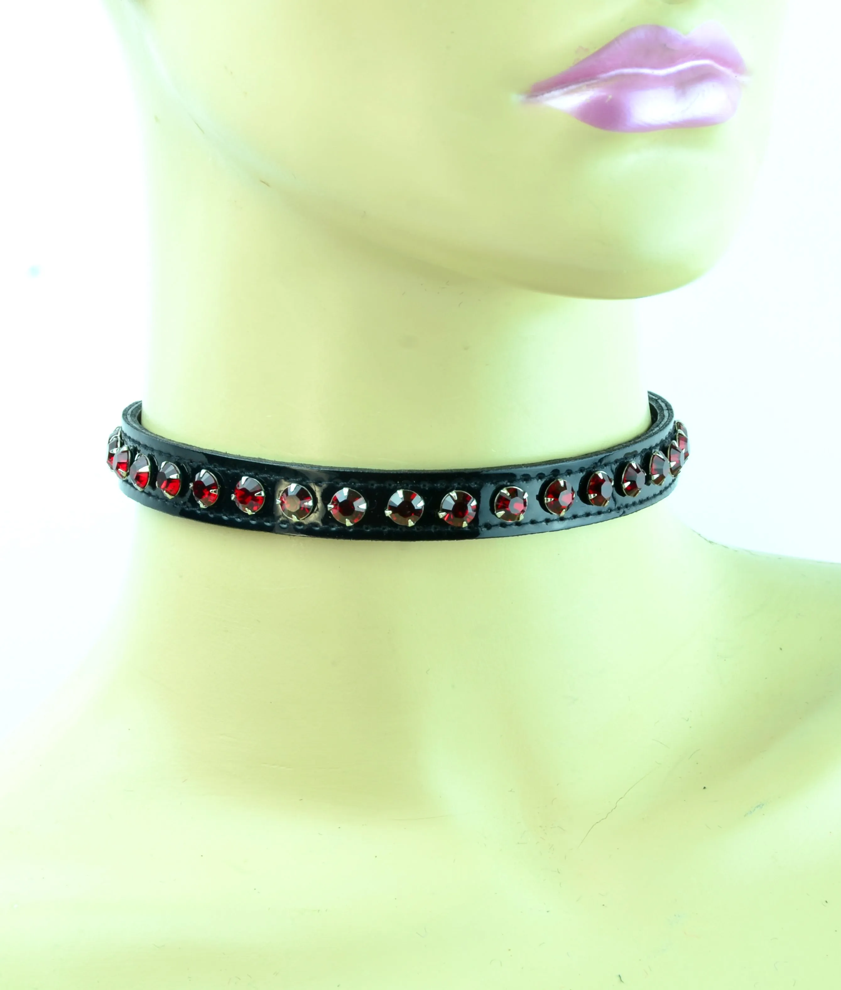 One Row Rhinestones Choker