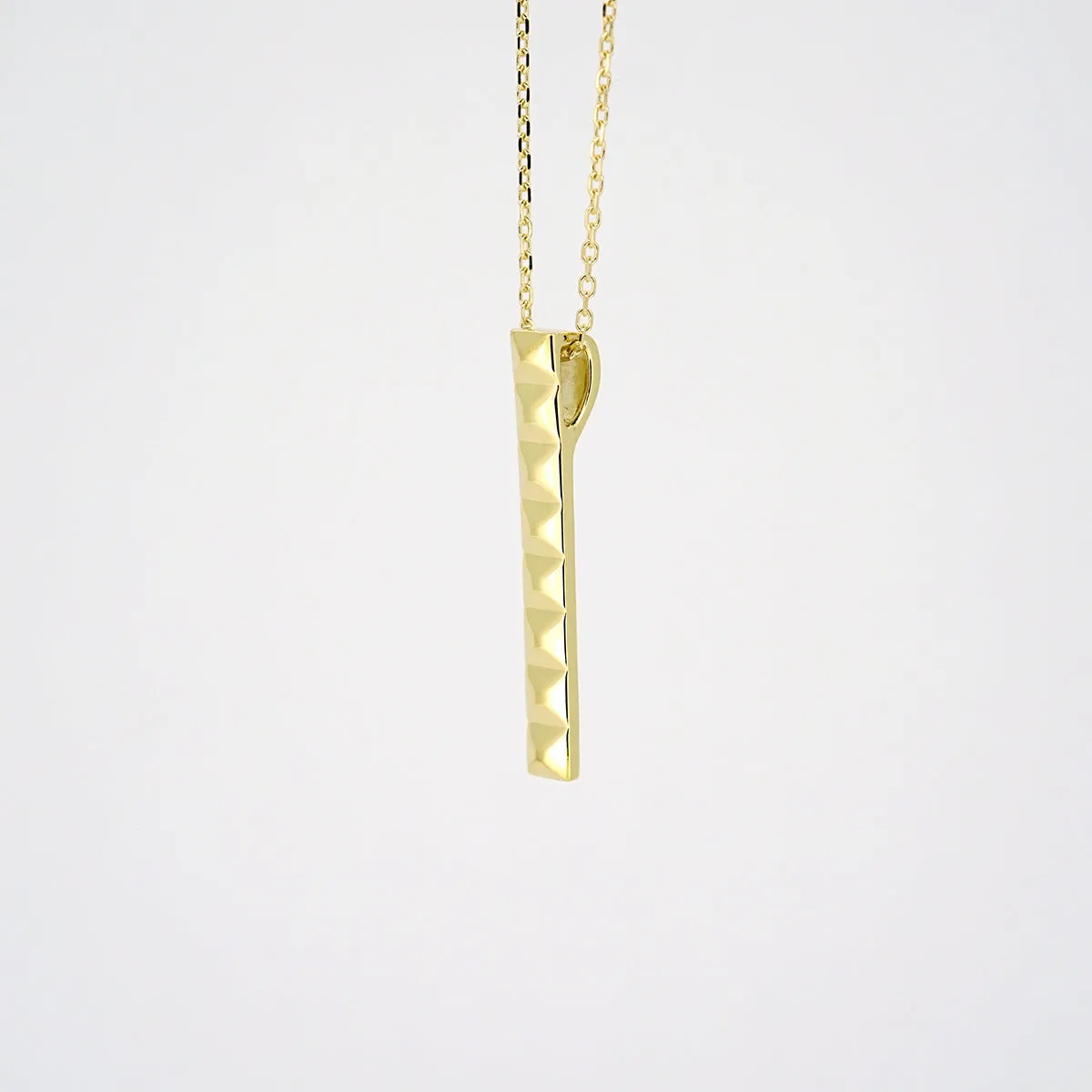 Pyramid Bar Necklace